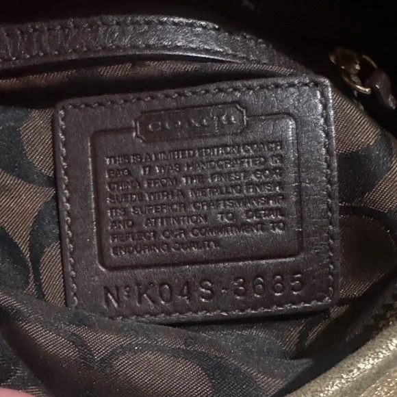 Metallic Coach Gold Shoulder Bag with Matching Belt Vintage Inspired - Picture 7 of 8